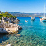 Airlie beach boat hire